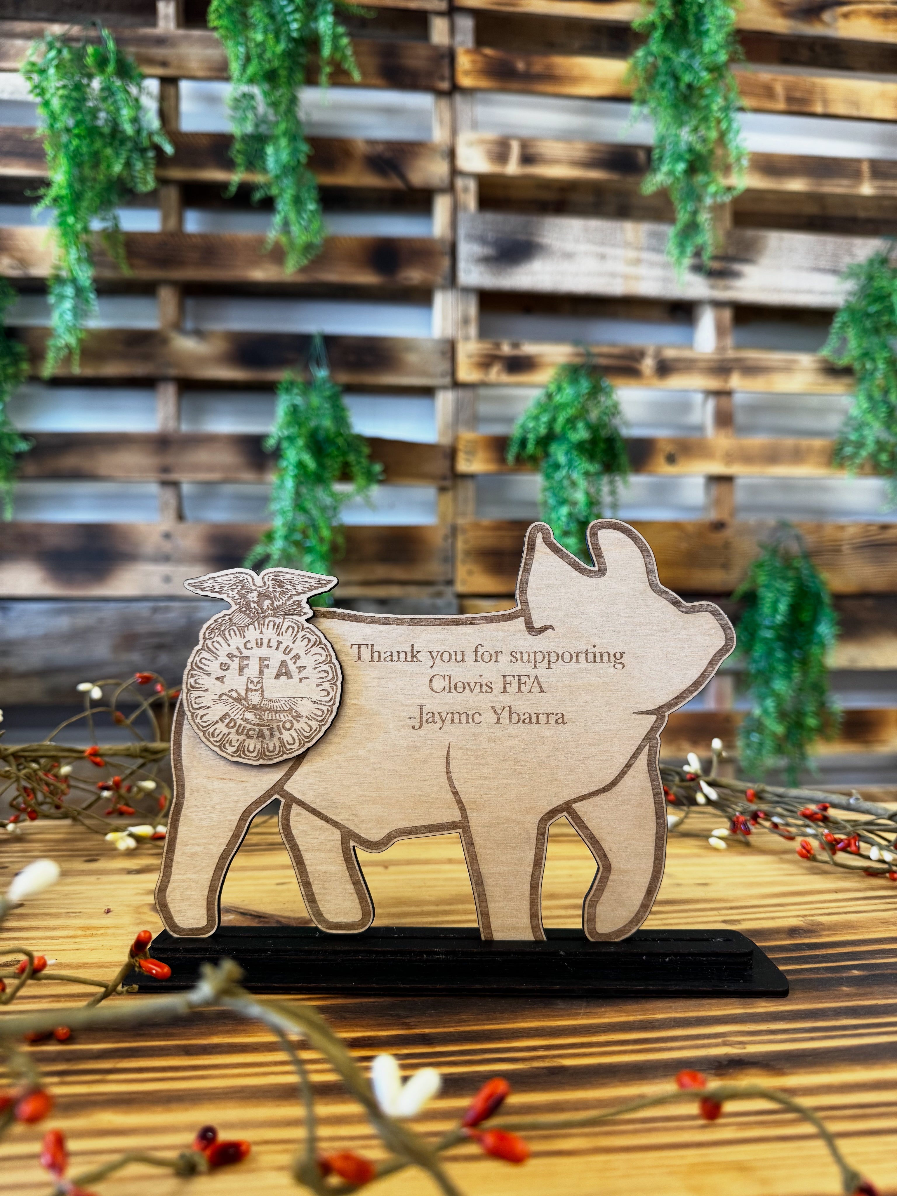 BUYER GIFT ANIMAL CUTOUT - BIG FRESNO FAIR DROPOFF ONLY